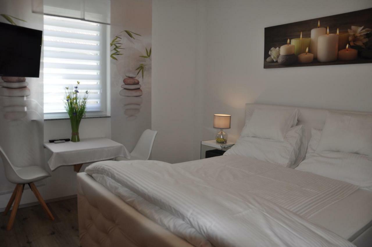Gästezimmer Resi Illmitz Exteriör bild